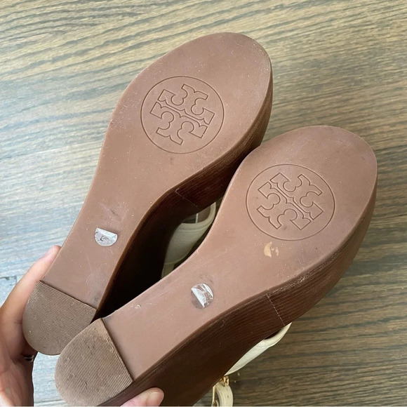 Tory Burch Selma Sandal Wedge White - Picture 15 of 16